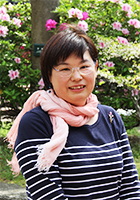 石野 友子