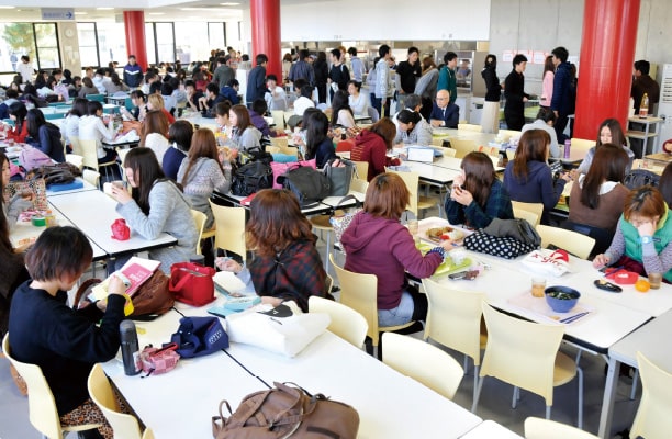 学生食堂 イメージ